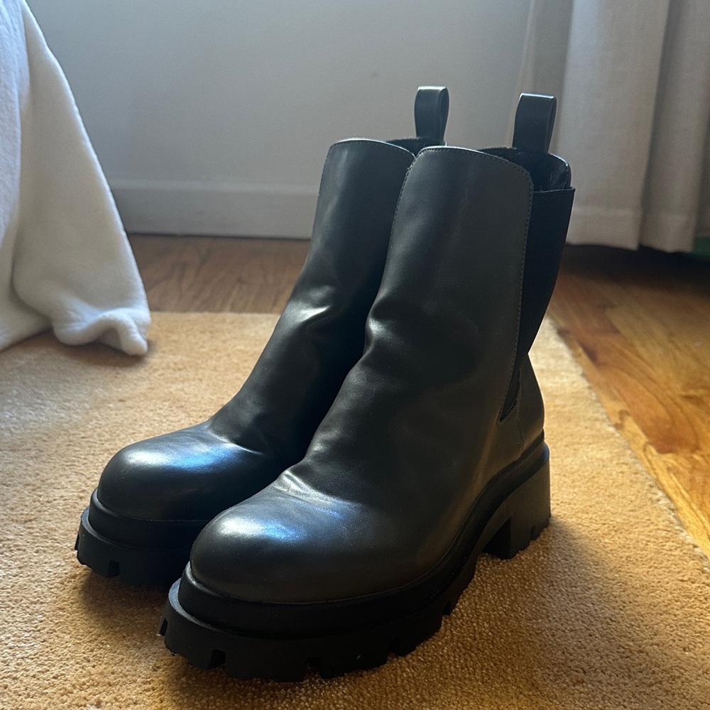 Zara Dark Green Lug Sole Boot - Picture 2 of 5